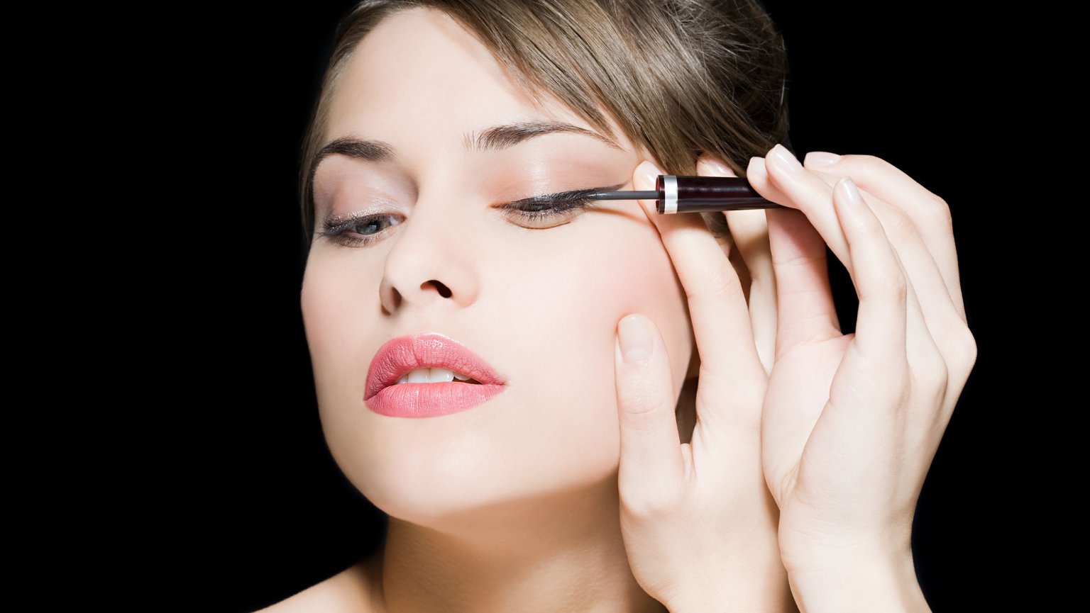 Tips to apply your eyeliner